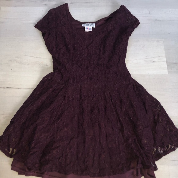 Dark purple lace dress - Picture 1 of 1